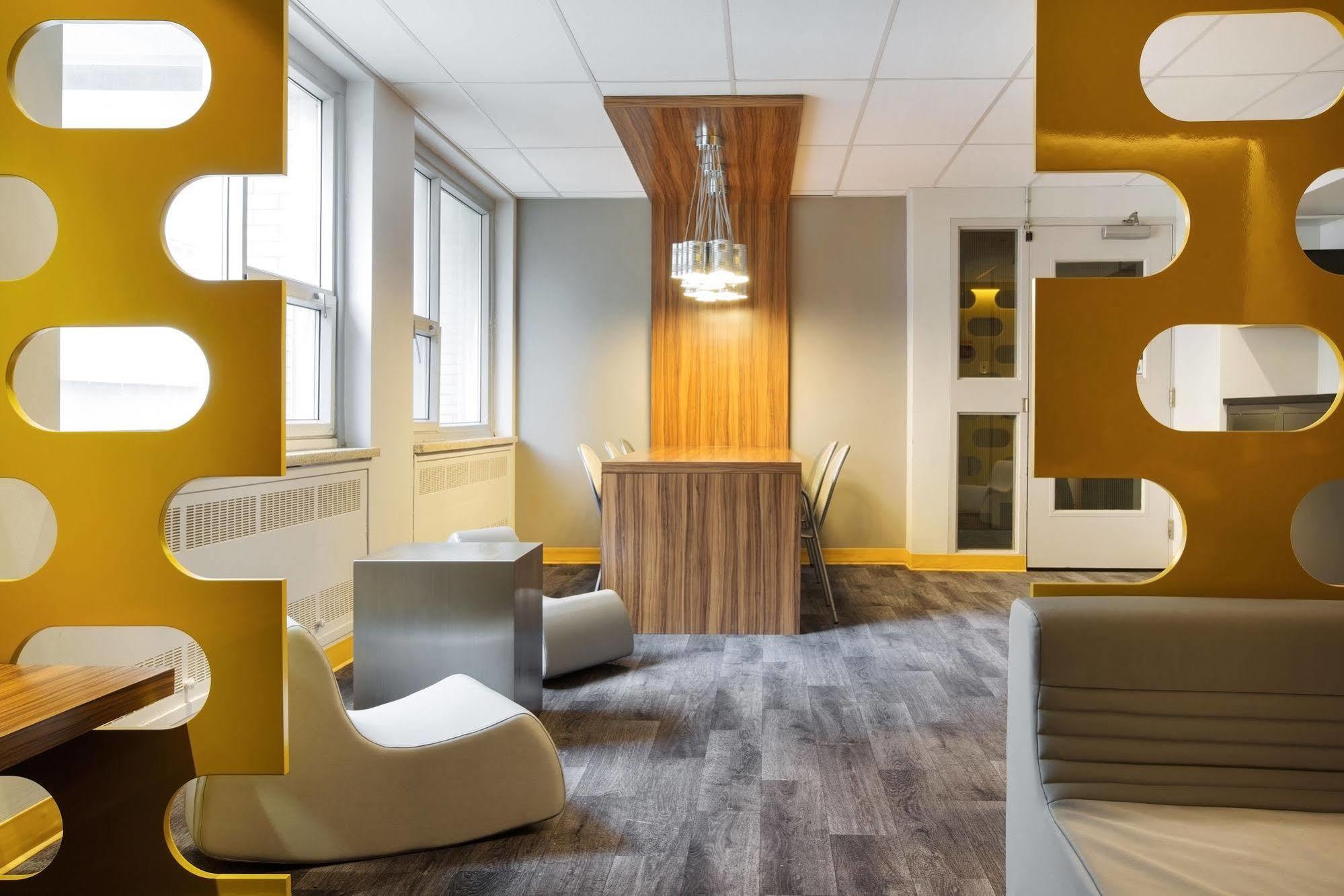 Zum Auberge D'Ete - Universite De Montréal Buitenkant foto
